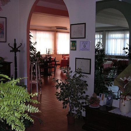 Albergo Tenda Verde Falconara Marittima Exterior photo