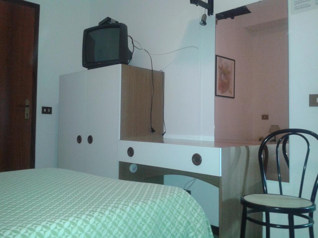 Albergo Tenda Verde Falconara Marittima Room photo
