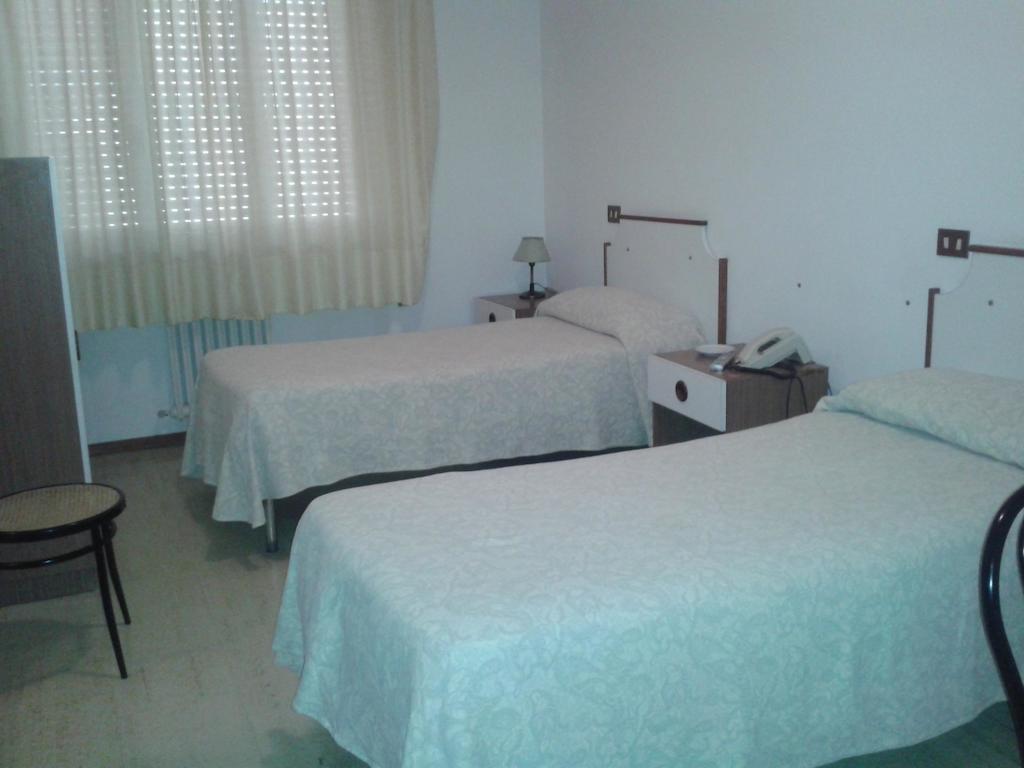 Albergo Tenda Verde Falconara Marittima Room photo